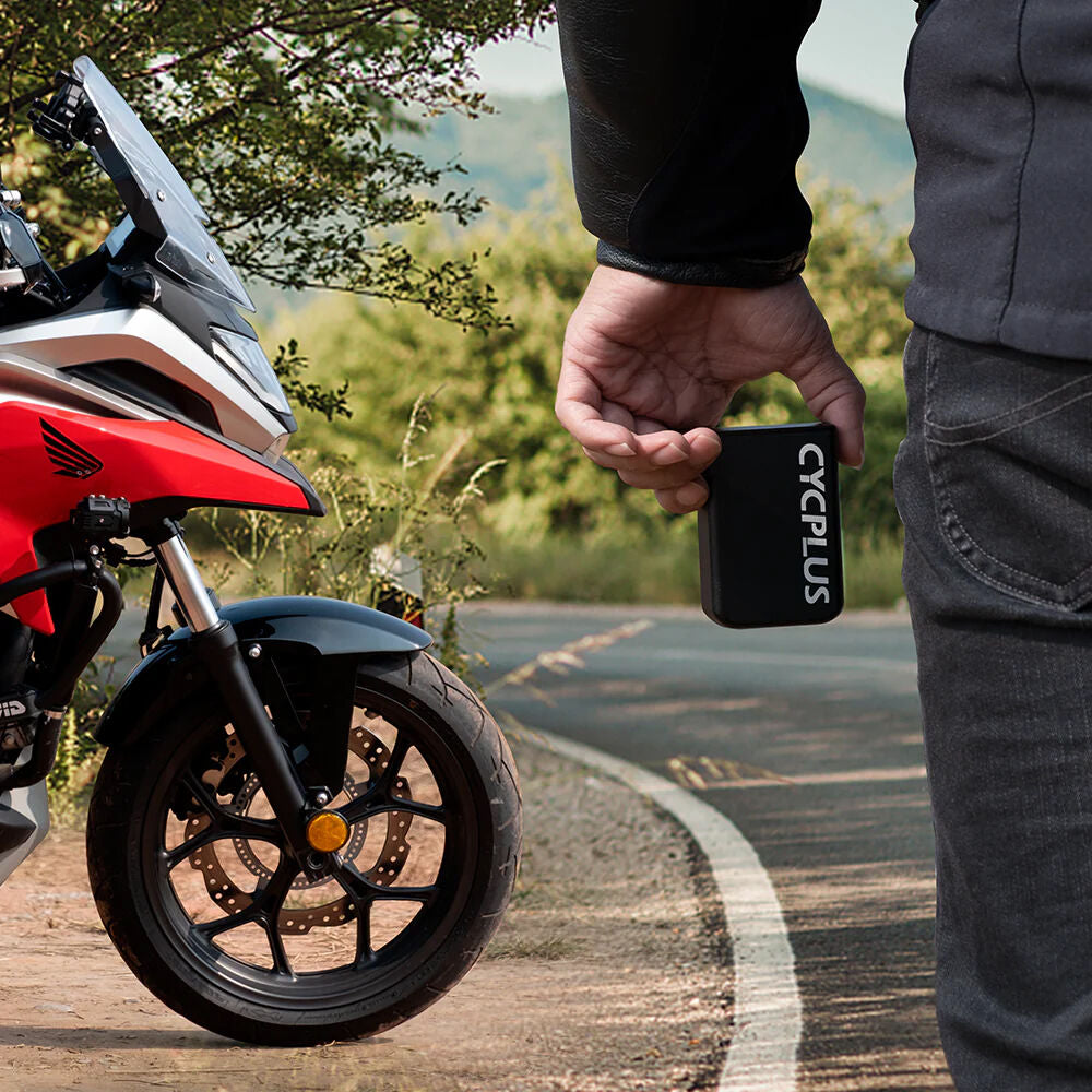 Cycplus AS2 Pro Max portable battery-operated mini pump