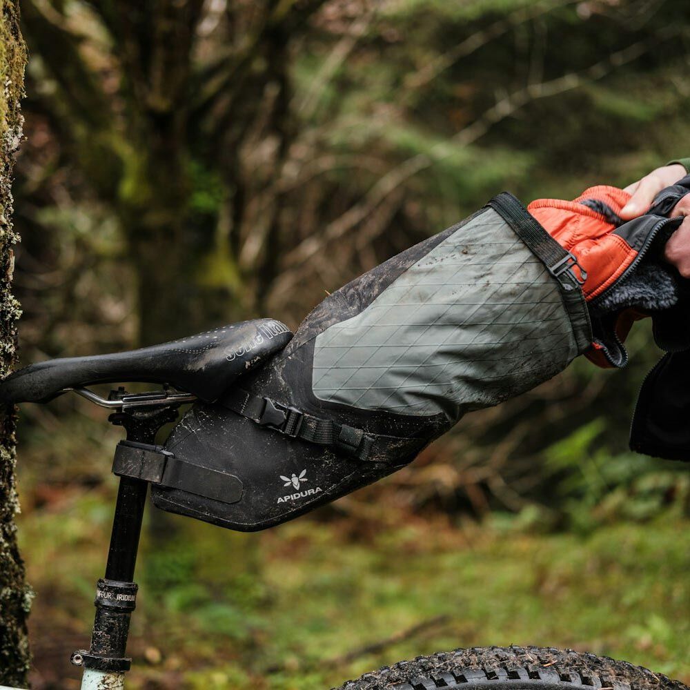 Apidura Backcountry dropper seatpost adaptor