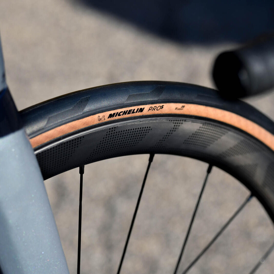 Michelin Pro 5 Competition Line tyre