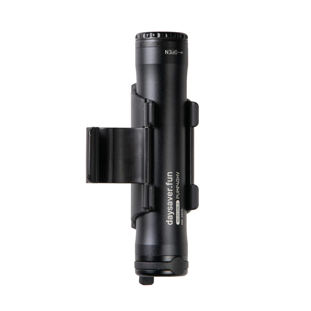 Daysaver Incredible Pump Mount support