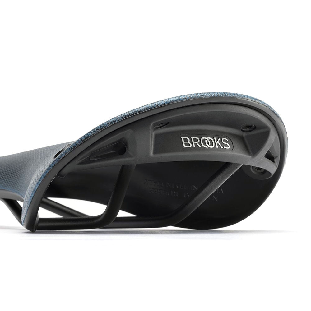 Brooks C17 Carved saddle
