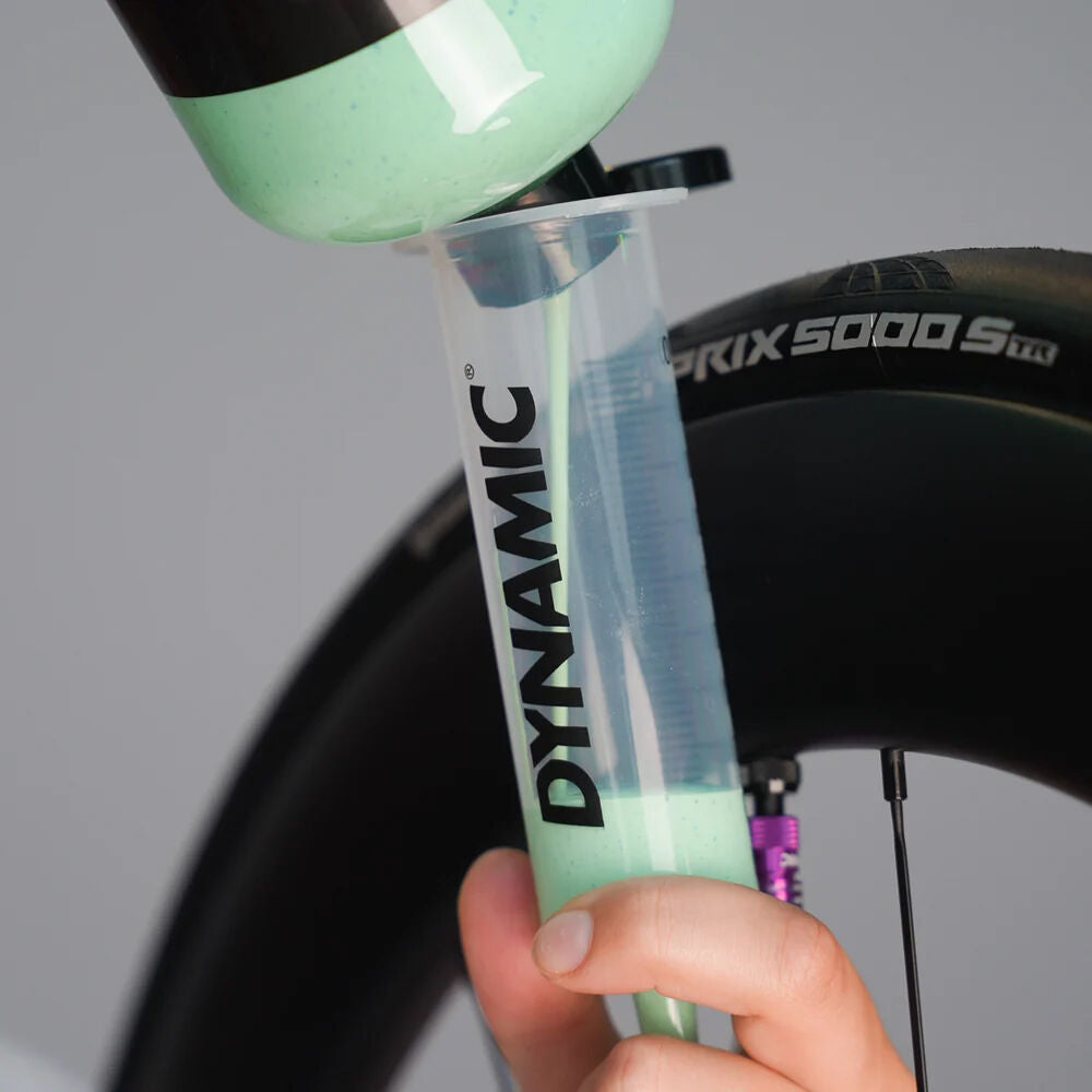 Dynamic Hector The Injector tubeless syringe