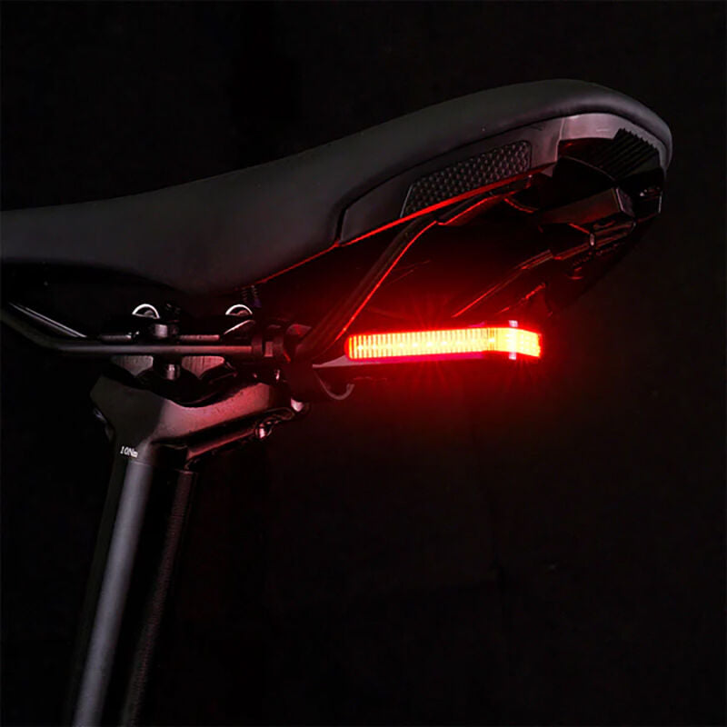 Ravemen CL01 rear light