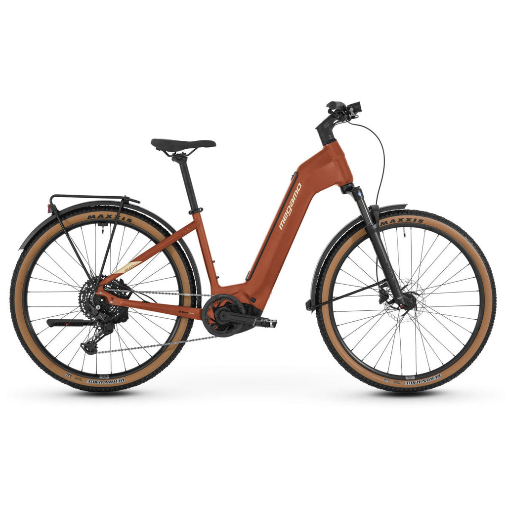 Megamo Reach Low 10 Equipped 2026