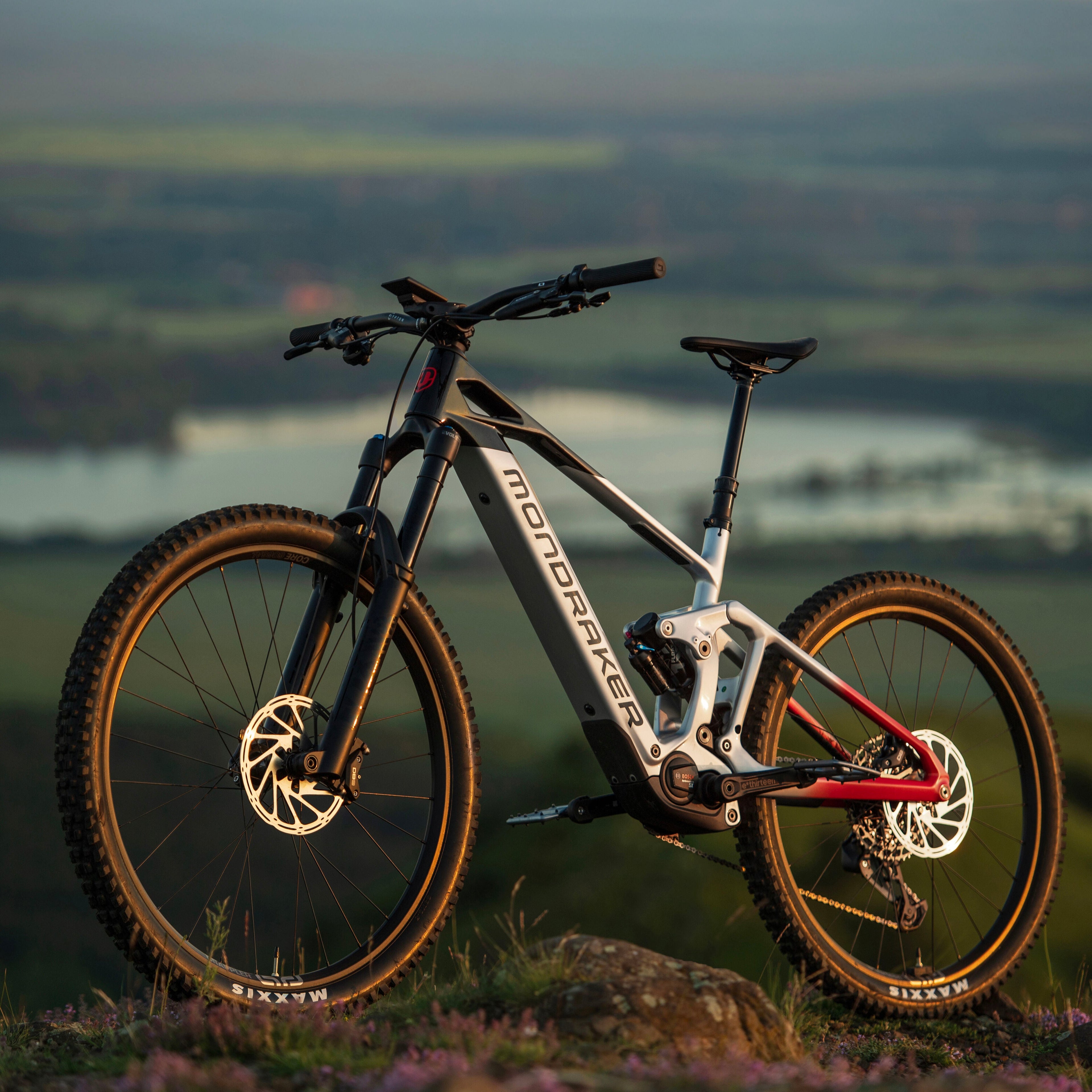 Mondraker Dune R