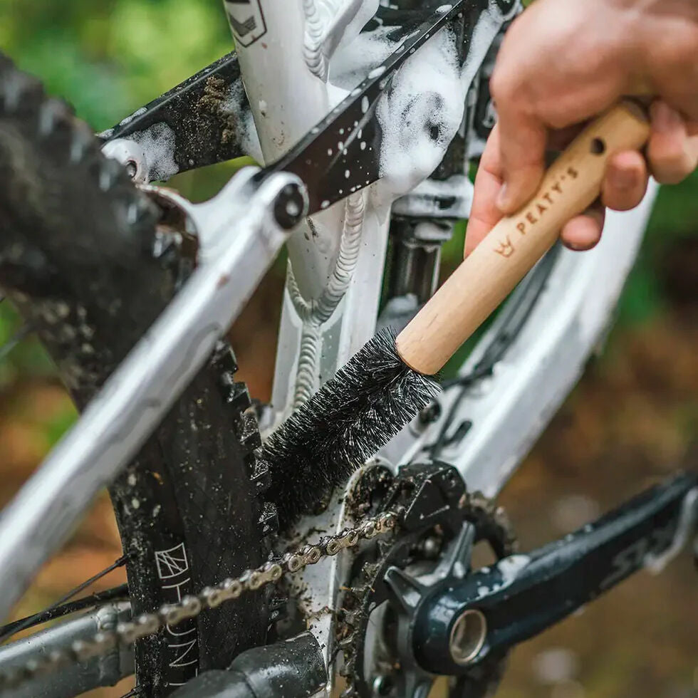 Peaty's Detailer cleaning brush