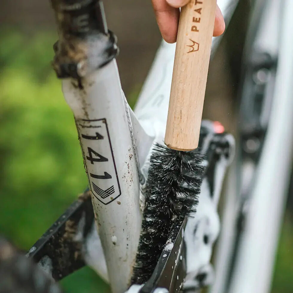 Peaty's Detailer cleaning brush