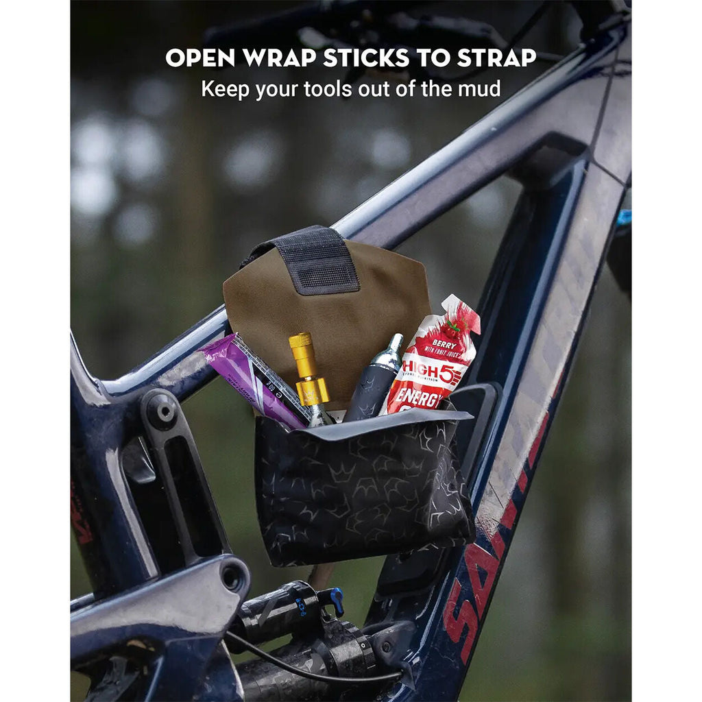 Peaty's Holdfast Trail Tool Wrap tool bag