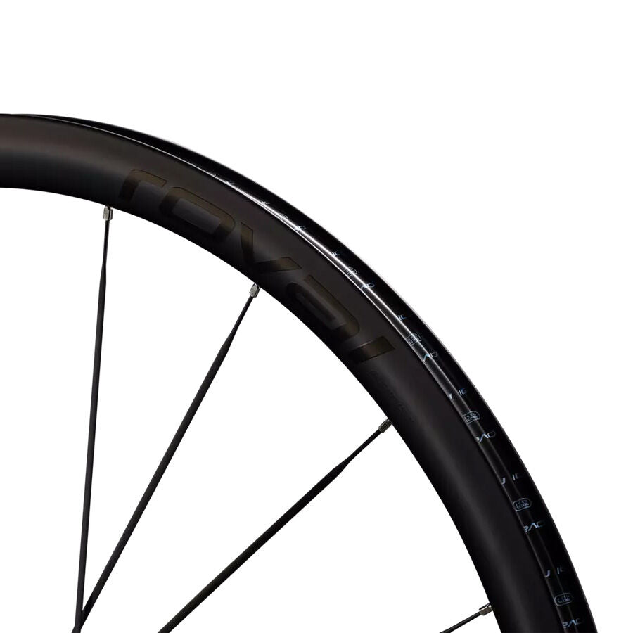 Roval Alpinist CLX III rear wheel