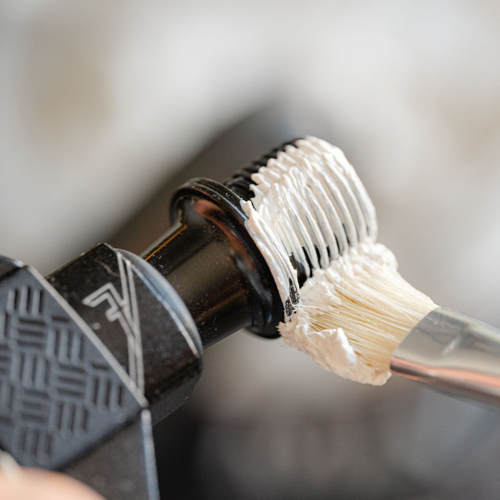 Milkit Premium assembly paste