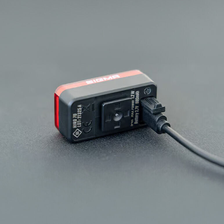 Sigma Hiro 70 rear light