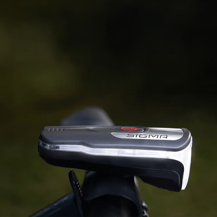 Sigma Aura 80 front light