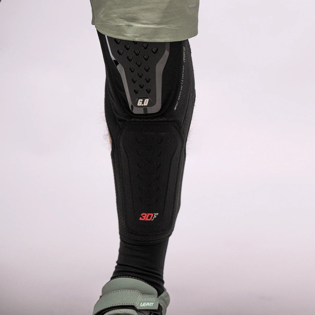 Leatt Guard 6.0 Evo EXT knee guard 2026