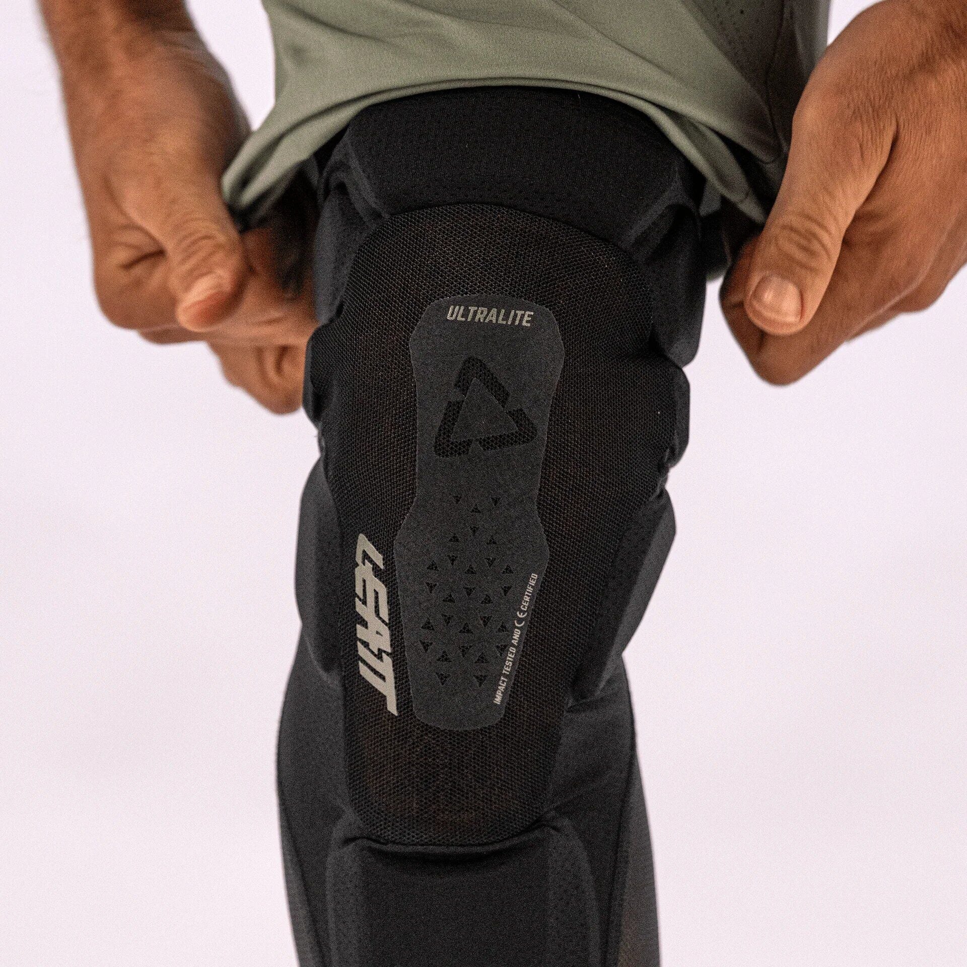 Leatt Guard 6.0 Evo knee guard 2026