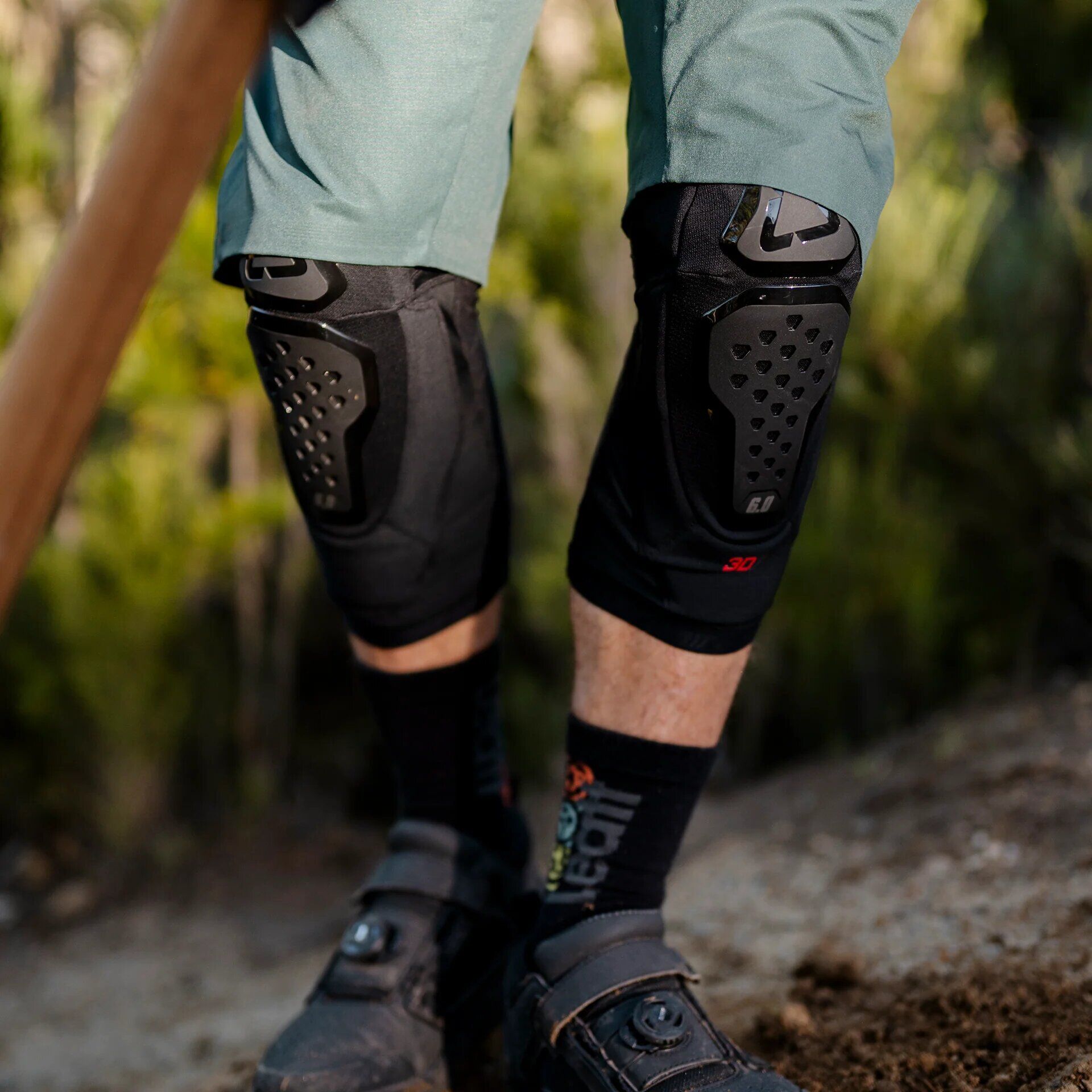 Leatt Guard 6.0 Evo knee guard 2026
