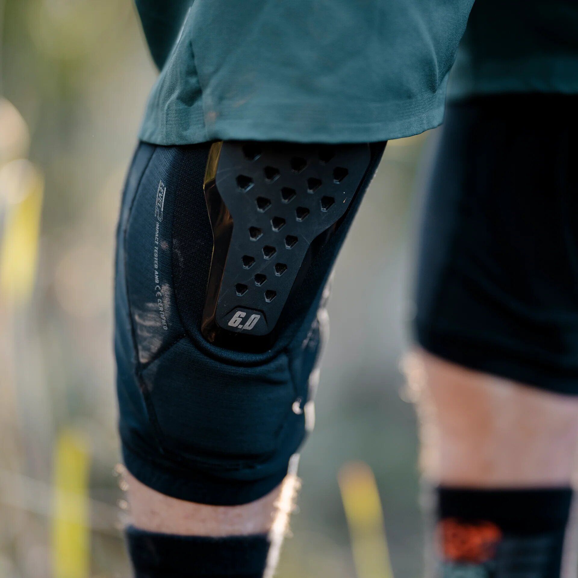 Leatt Guard 6.0 Evo knee guard 2026