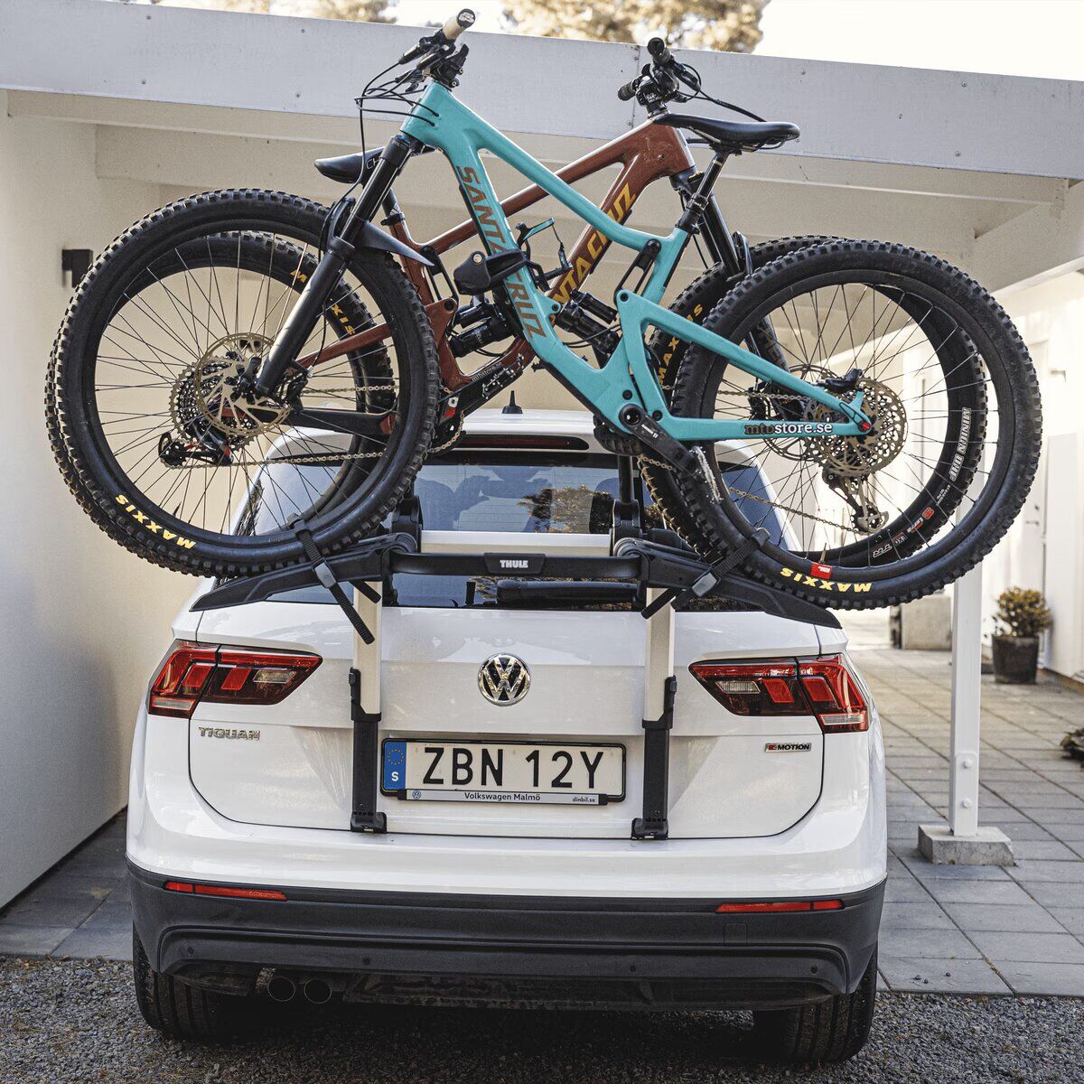 Thule rear foldable bike rack Outway”