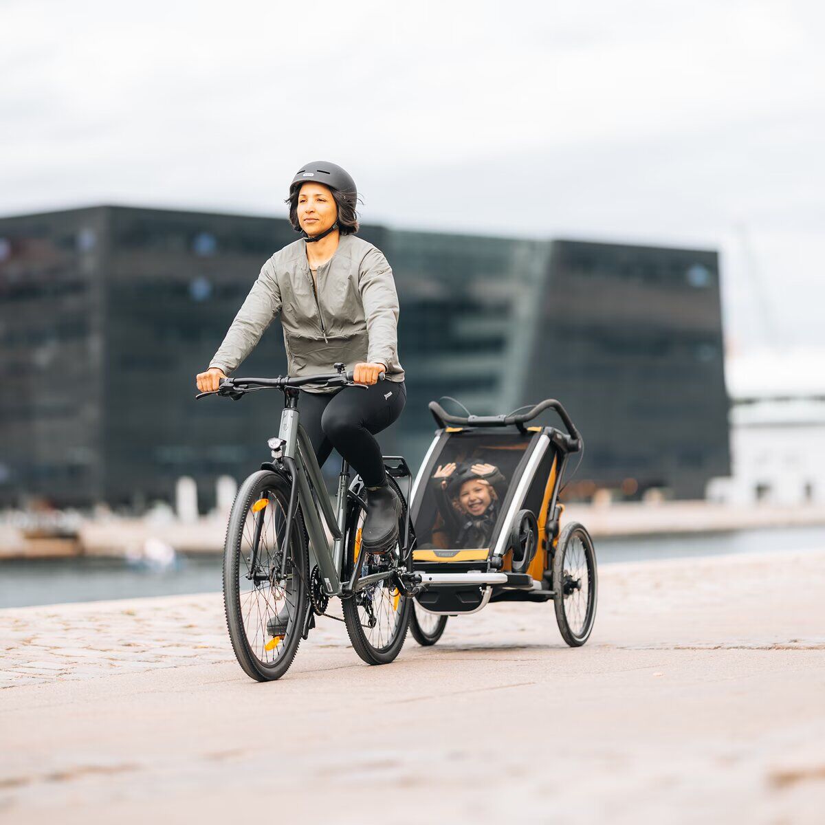 Thule child trailer Chariot Sport 2