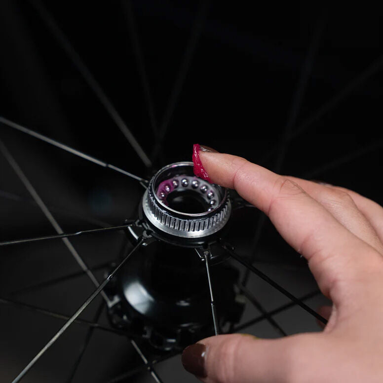 Dynamic Bearing Pro grease